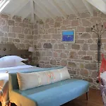 Cunda Lena Ayvalı