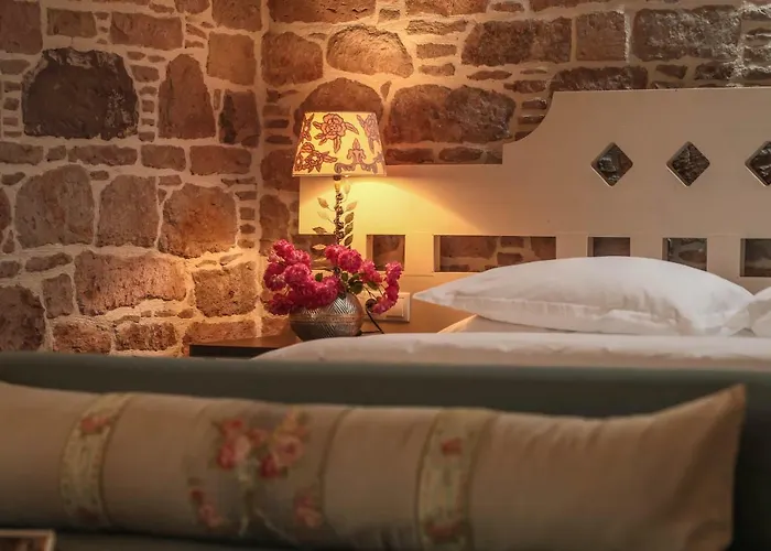 Cunda Lena Pensión 2*